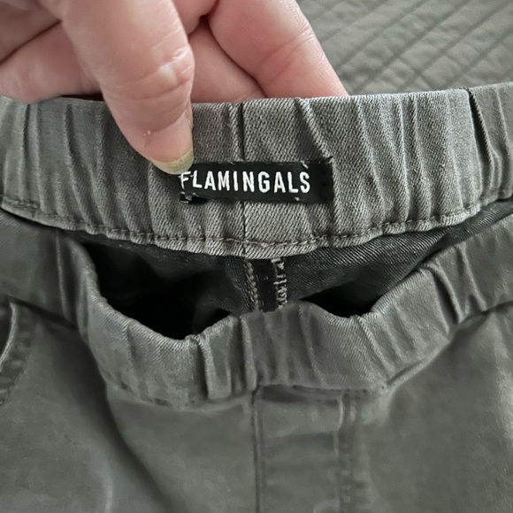 Flamingals Slant Pocket Zip Side Seam Detail Mid Waist Skinny Jean - Picture 10 of 11